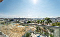 6 bedroom furnished villa with swimming pool for sale in Germasogeia