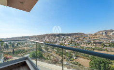 6 bedroom furnished villa with swimming pool for sale in Germasogeia