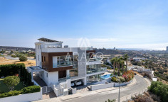 6 bedroom furnished villa with swimming pool for sale in Germasogeia