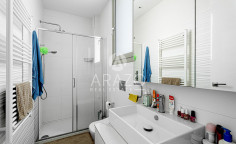 6 bedroom furnished villa with swimming pool for sale in Germasogeia