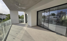 Large 2 bedrooms apartment for sale in Agios Dometios