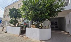 Spacious one bedroom ground floor apartment Agios Ioannis 