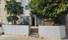 Spacious one bedroom ground floor apartment Agios Ioannis 