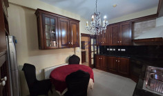Fully furnished four bedroom house in central Neapolis 