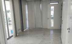 Luxury commercial for rent in Engomi