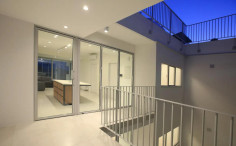 2 bedroom apartment to rent in Platy