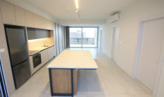 2 bedroom apartment to rent in Platy