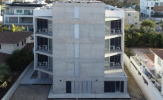 2 bedroom apartment to rent in Platy