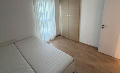 3 bedrooms apartment to rent in Acropolis