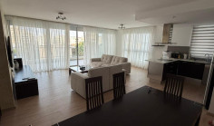3 bedrooms apartment to rent in Acropolis