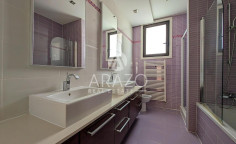 Luxury 5-bedroom villa with pool in Dromolaxia, Larnaca 