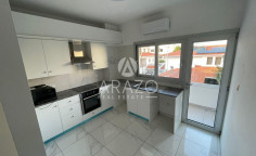 5 bedroom unfurnished apartment to rent in Faneromeni area