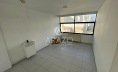 Office in Faneromeni, Larnaca 