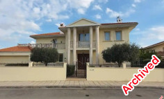 7 bedroom house to rent in Makedonitissa