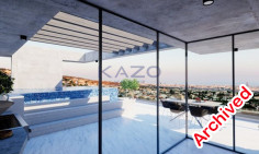 Astonishing penthouse apartment with rooftop pool in Agia Fylaxeos 