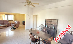Spacious three bedroom apartment in central Chloraka 