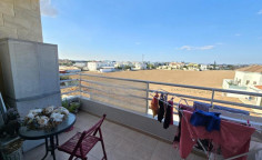 2 bedrooms flat for sale in Paralimni