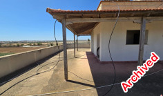 Commercial to rent in Deryneia