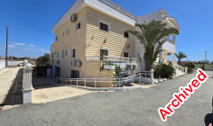 Commercial to rent in Deryneia