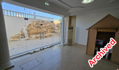 Commercial to rent in Deryneia