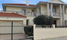 7 bedroom house for sale in Makedonitissa