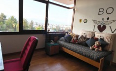 Spacious Egkomi villa with gym and garden 