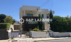 Luxury 4 bedroom house with swimming pool for sale in Agios Athanasios