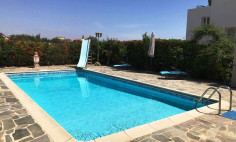 3 bedroom luxury villa for sale in Peyia 