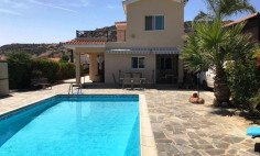 3 bedroom luxury villa for sale in Peyia 