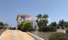 3 bedroom villa with swimming pool for sale in Peyia