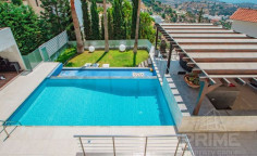 5 bedrooms furnished villa with swimming pool for sale in Agios Tychonas