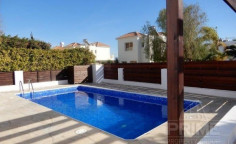 Luxury 3 bedrooms villa with swimming pool for sale in Coral Bay