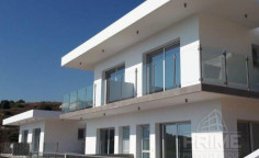 Large 3 bedrooms villa with swimming pool for sale in Tala