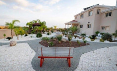 4 bedroom furnished villa for sale in Anarita