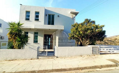Spacious 3 bedroom house for sale in Panthea