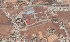 Residential 4691 m2 for sale in Kokkinotrimithia, Nicosia