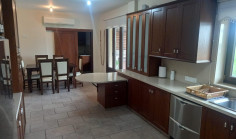 3 bedroom furnished house to rent in Lakatamia