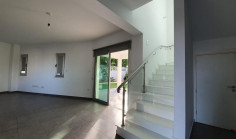 Resale 4-bedroom villa for sale at Ayios Athanasios 