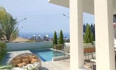 Luxury 4 bedroom house for sale in Mesogi