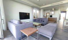 5 bedroom furnished villa with swimming pool to rent in Chloraka