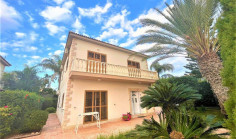 Beautiful 3 bed house with swimming pool for sale in Ayia Napa