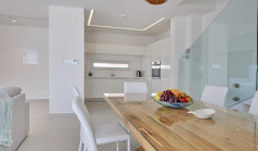 Spacious 3 bedroom house with swimming pool for sale in Agia Triada