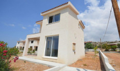 Luxury 2 bedroom house with swimming pool for sale in Coral Bay