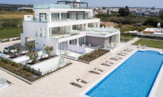 1 bedroom furnished apartment with swimming pool for sale in Ayia Napa