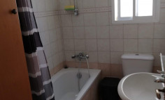 Spacious 1 bedroom apartment for sale in Mesa Geitonia