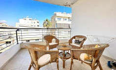 2 bedroom apartment in Larnaka town near the new marina side 