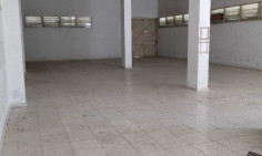 Shop 265 m2 to rent in Strovolos