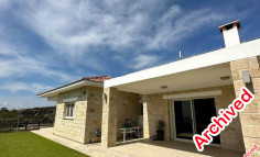4 bedroom house for sale in Mathikoloni