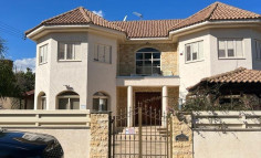 4 bedroom furnished house for sale in Ekali