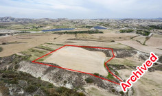 Agricultural 10220 m2 for sale in Aradippou